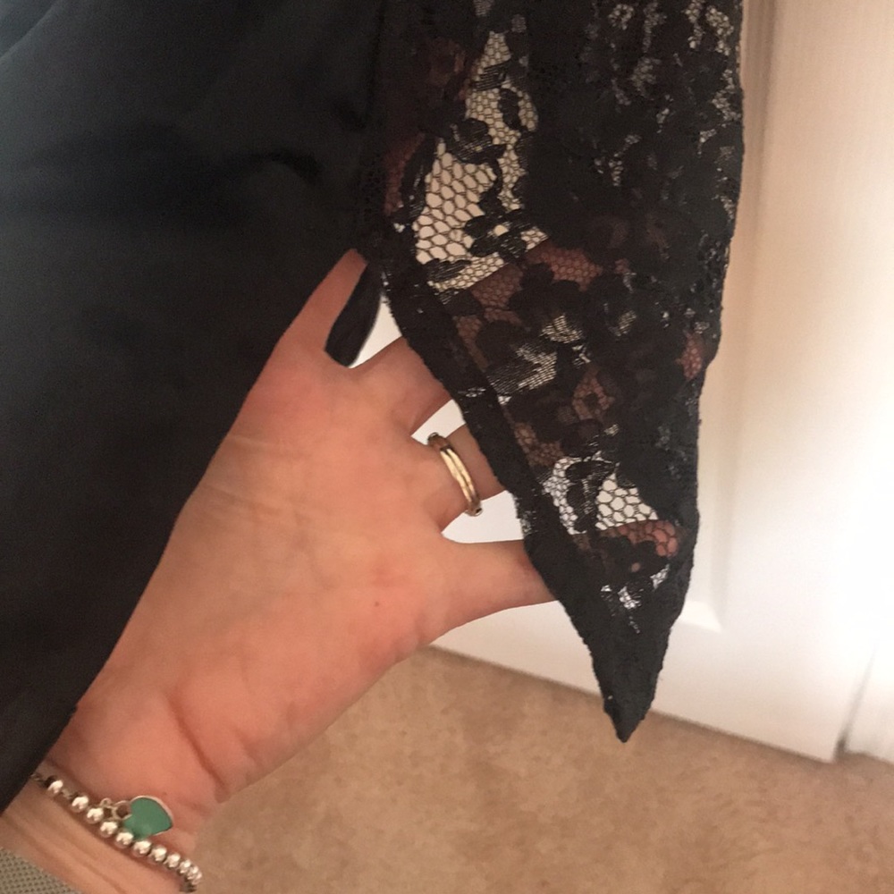 Victoria’s Secret Vintage Black Lace Robe - Picture 8 of 9